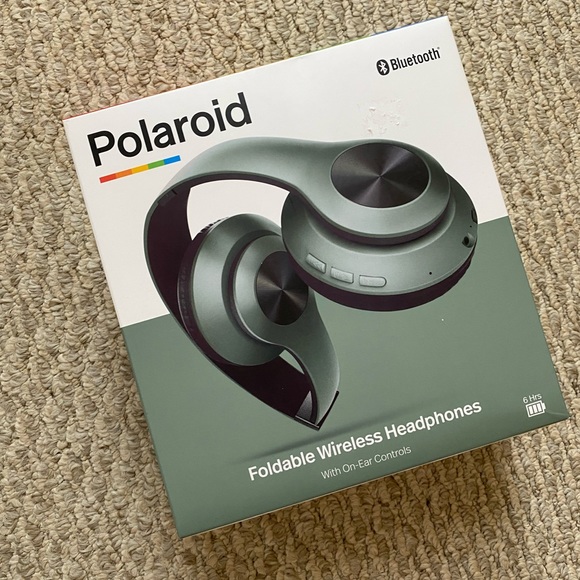 POLAROID BRUSHED GREEN FOLDABLE WIRELESS HEADPHONES NEW SEALED Bluetooth - Picture 2 of 4